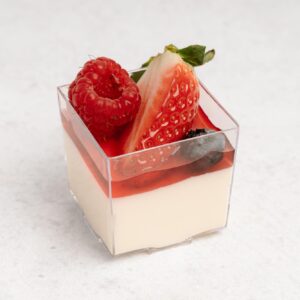 Mandľová Panna Cotta Ovocie